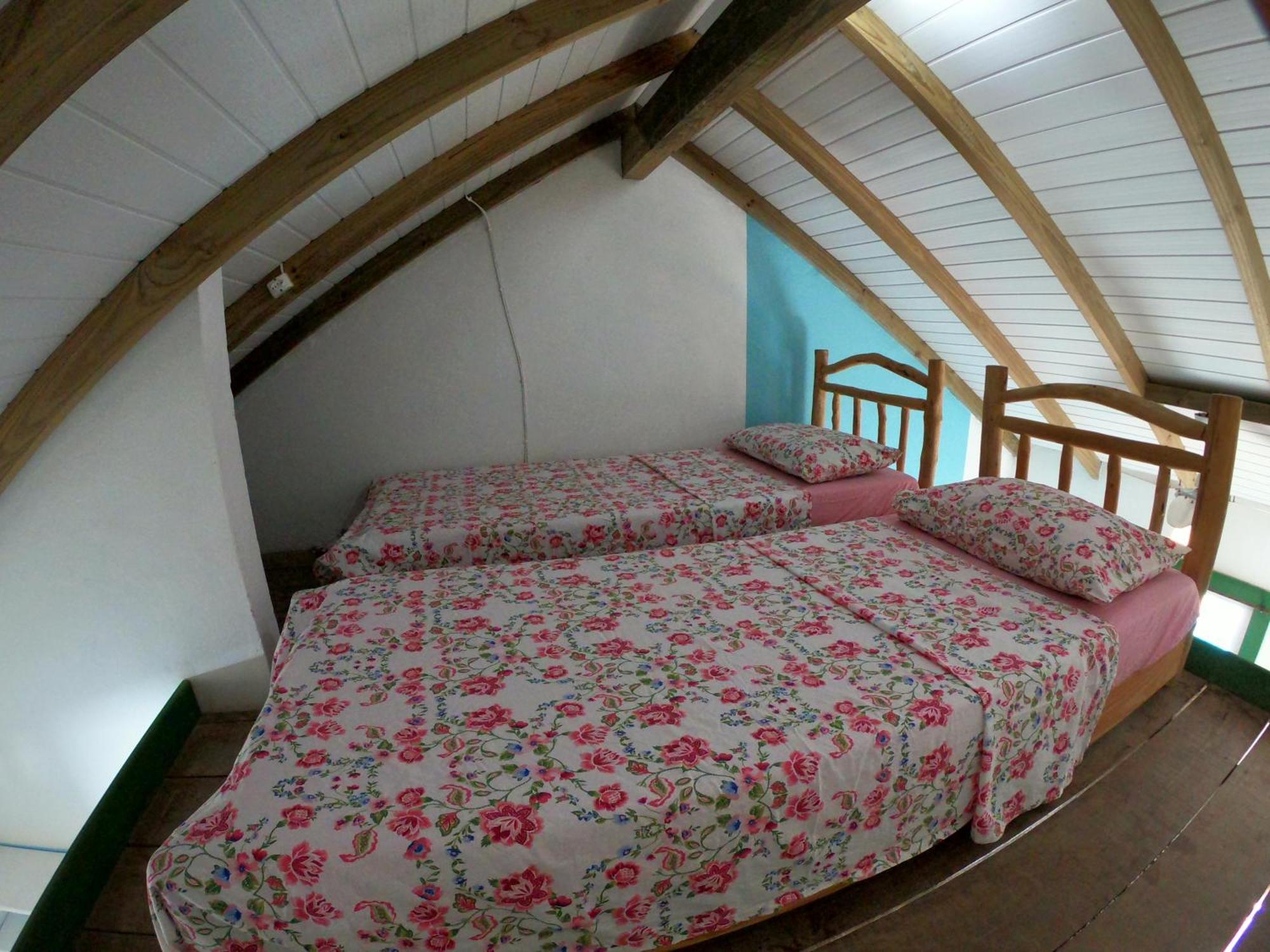 Pousada Canoa Azul Na Praia Da Ferrugem Garopaba Room photo
